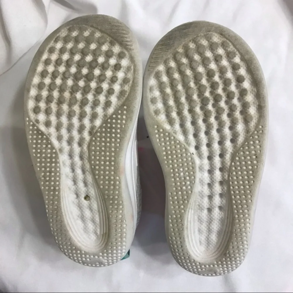 Nike sneakers little
